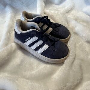 Black Kids ortholite  Adidas campus sneakers. Size 6k